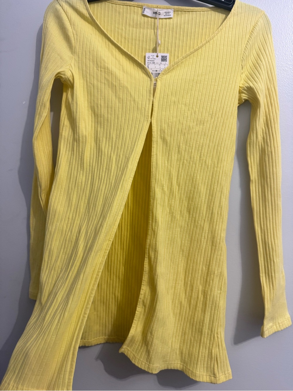 Mango Yellow Ribbed Long-Sleeve Button Front Top - Picture 2 of 6